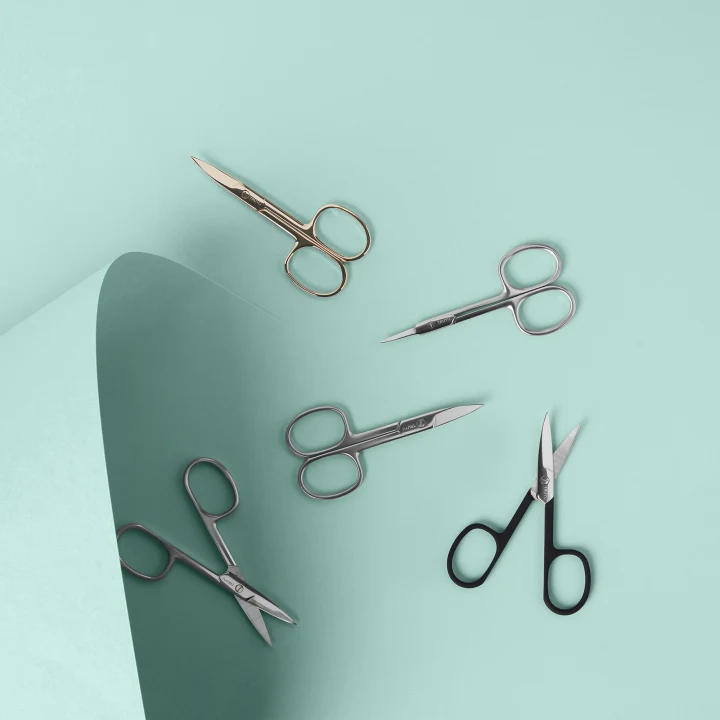 Truyu Curved Black Nail Scissors Truyu