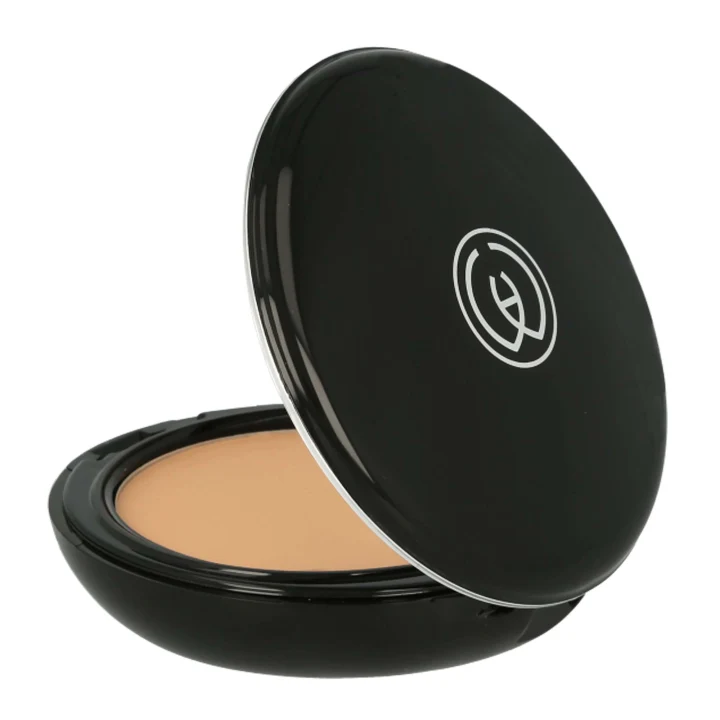 MARIA ÅKERBERG Compact Cover Golden Beige Maria Åkerberg