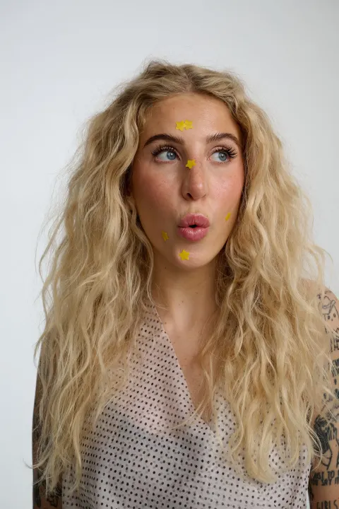 Peggy World Blemish Patches Hearts and Stars Yellow 24 st Peggy World