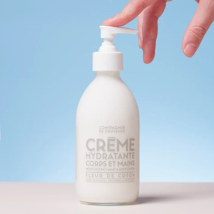 Compagnie de Provence Moisturizing Hand & Body Lotion Cotton Flower 300 ml Compagnie de Provence