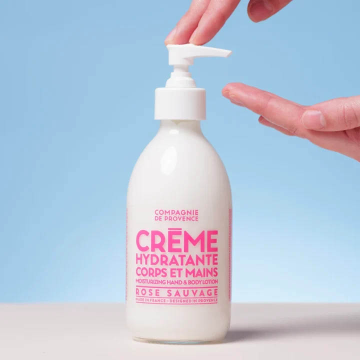 Compagnie de Provence Moisturizing Hand & Body Lotion Wild Rose 300 ml Compagnie de Provence
