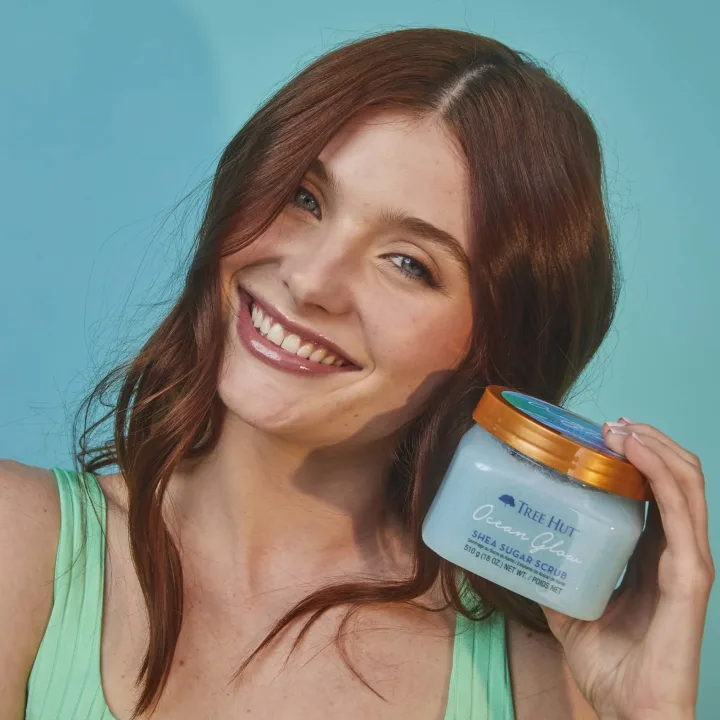 Tree Hut Shea Sugar Scrub Ocean Glow  510 g Tree Hut