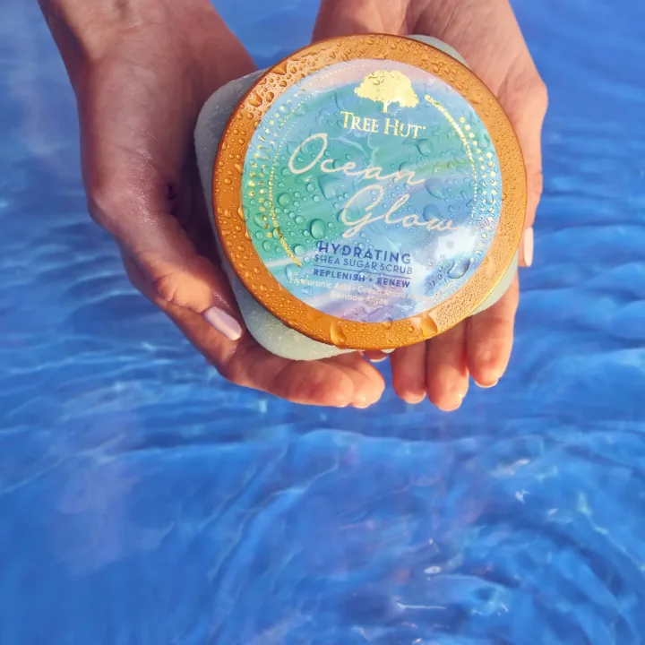 Tree Hut Shea Sugar Scrub Ocean Glow  510 g Tree Hut