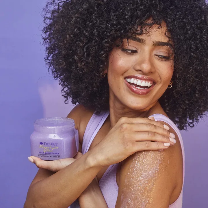 Tree Hut Shea Sugar Scrub Moonlight Glow 510 g Tree Hut