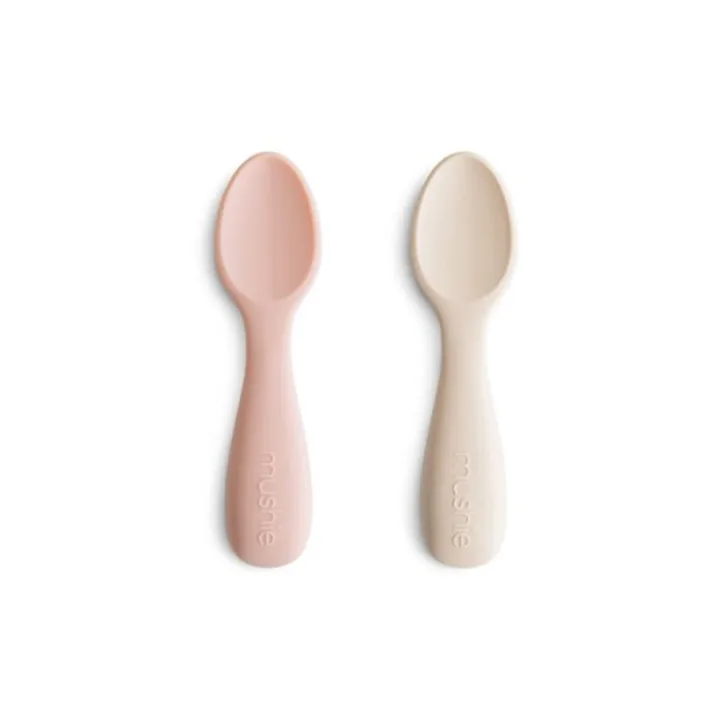 Mushie Toddler Starter Spoons 2-pack Blush/Shifting Sand Mushie