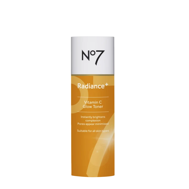 No7 Radiance+ 2% Vitamin C Glow Toner 200ml. Visa bild 2 av 2