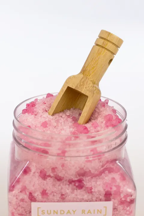 Sunday Rain Pink Grapefruit & Sea Salt Bath Crystals 500 g Sunday Rain