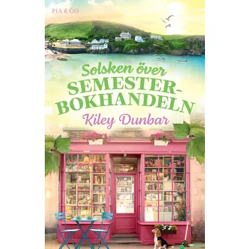 Solsken över Semesterbokhandeln.