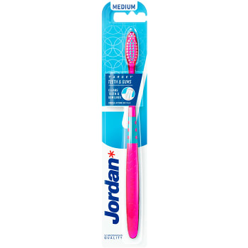 Target Teeth &amp; Gums Medium Tandborste 1-p Jordan