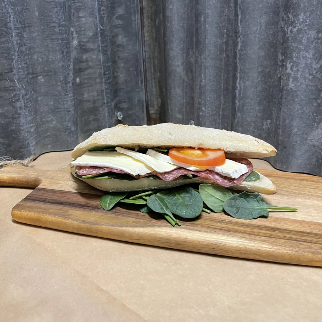 Baguette Brie & Salami