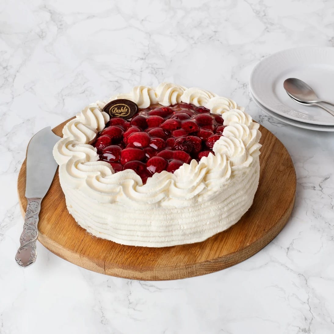 Tårta hallon & grädde - Produktsida | Catering ICA Kvantum Sannegården