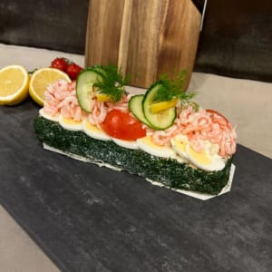 med både räkor och ägg för 2-3 personer