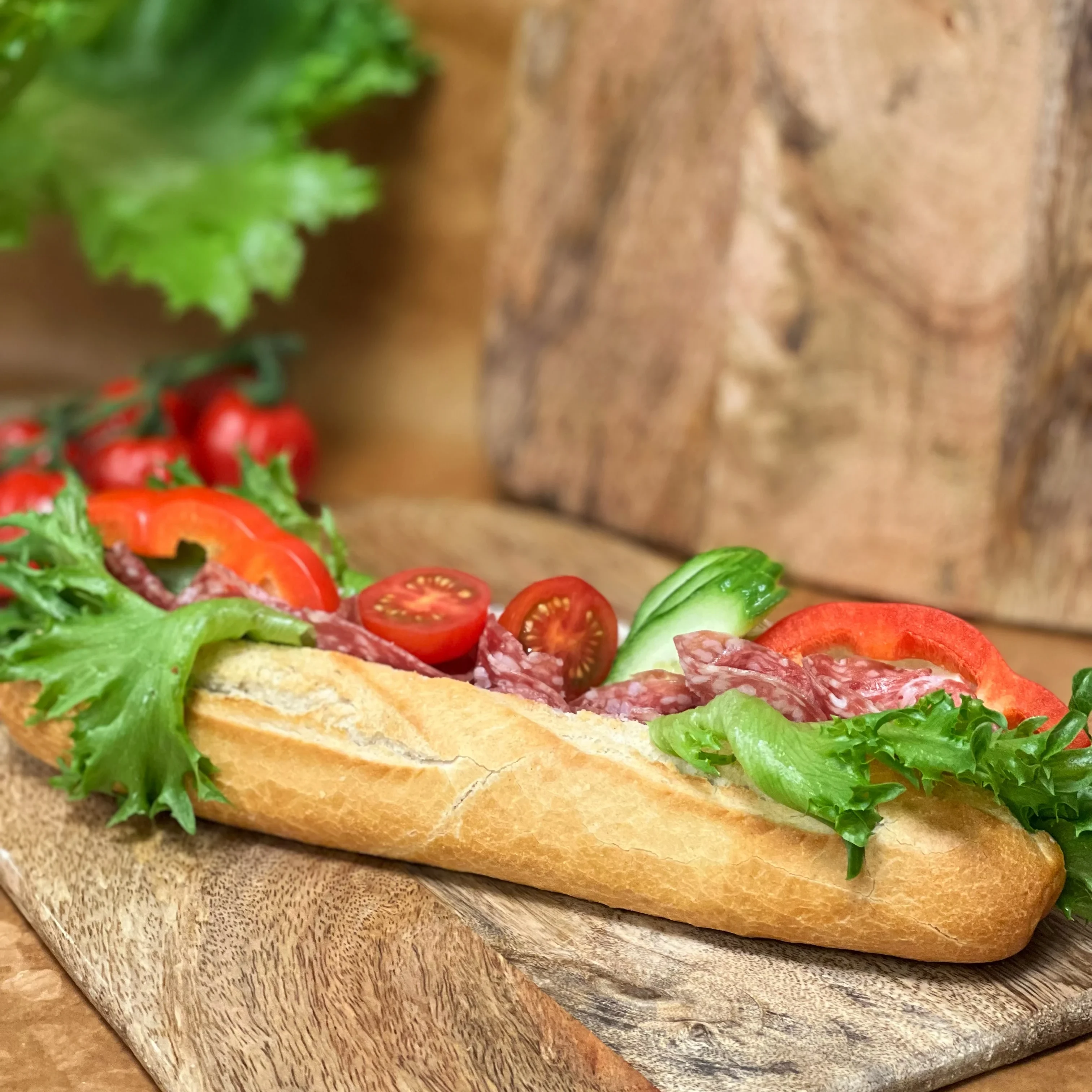 Salami & briebaguette