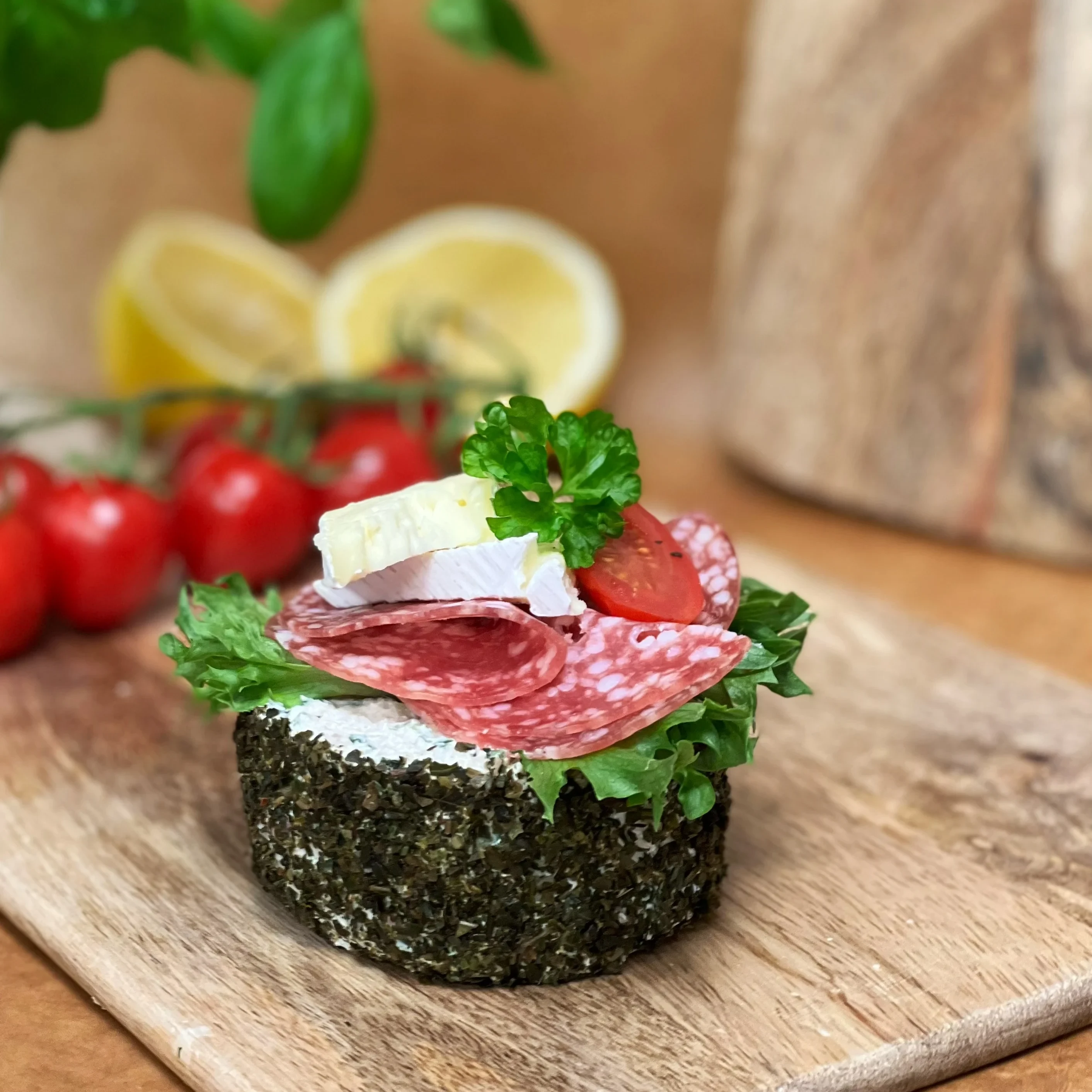 Sötnos salami brie