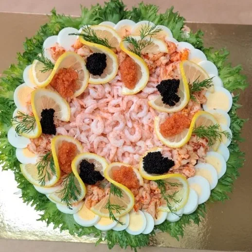 Skaldjurssmörgåstårta, skaldjurstårta, catering varberg, catering varberg, smörgåstårta varberg, smörgåstårta med räkor