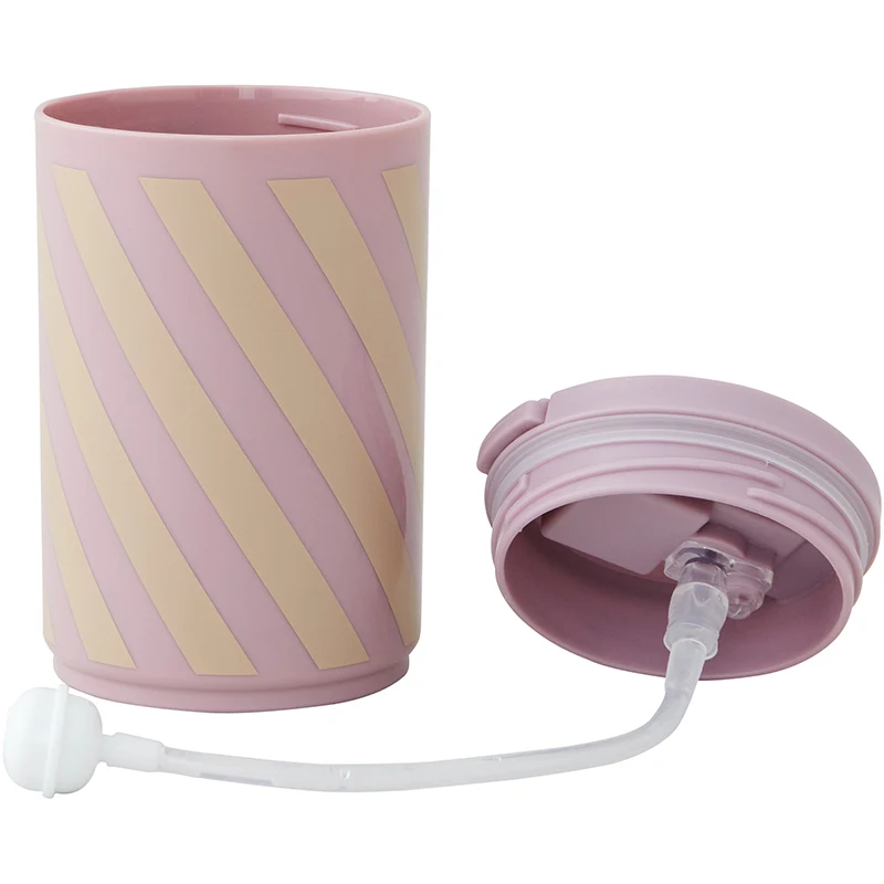 Design Letters Kids travel cup 330 ml Lavender - Pipmuggar & dricksflaskor