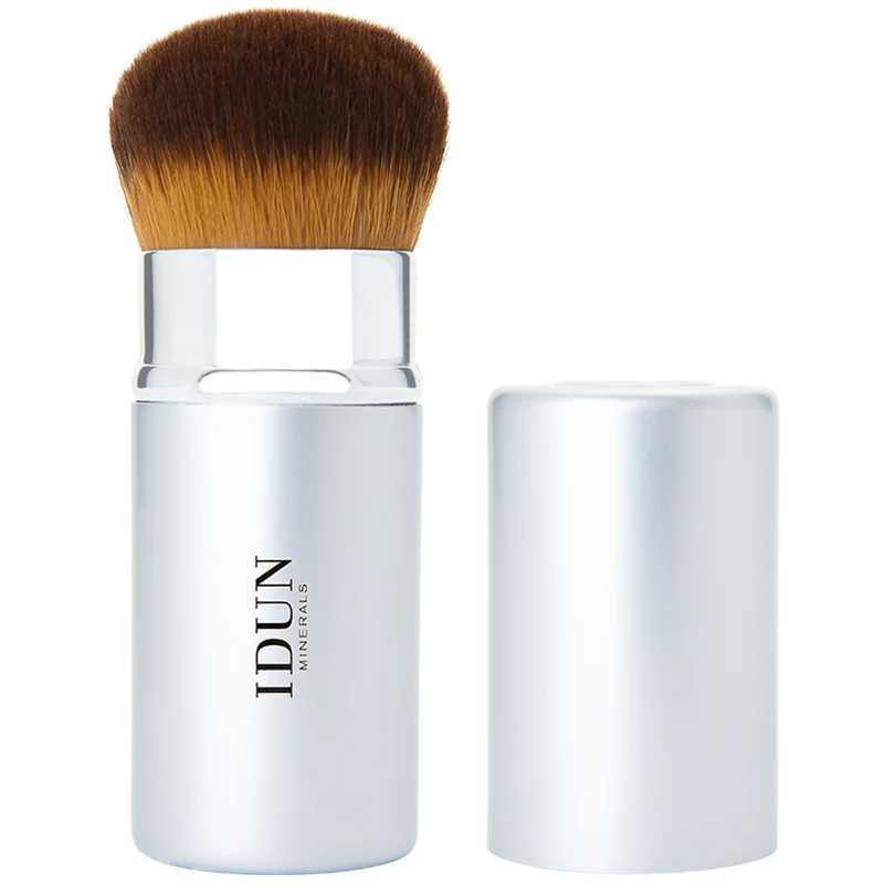 IDUN Minerals Retractable Kabuki Brush - Borstar & penslar för basmakeup