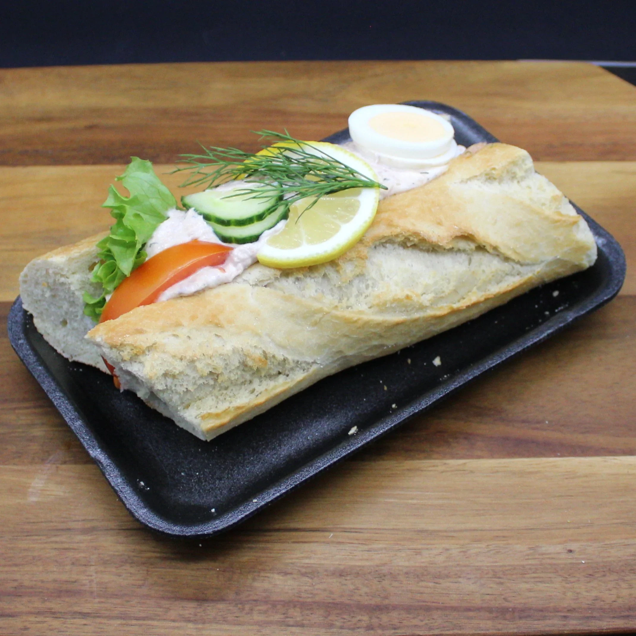 Baguette med tonfiskröra och ägg
