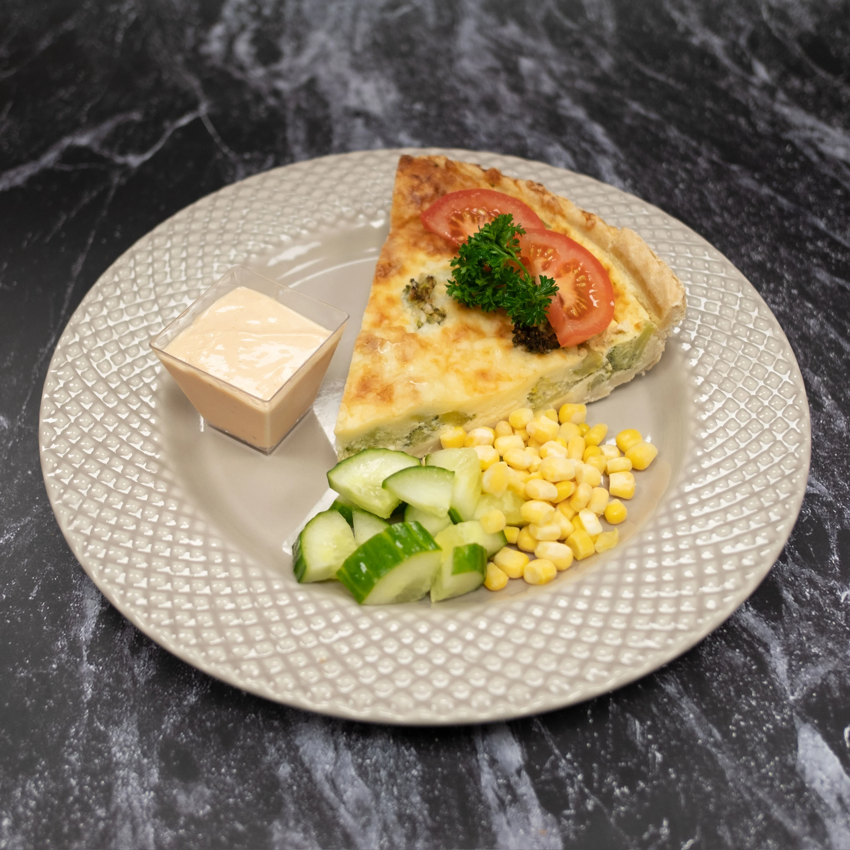 Broccoli & Ädelostpaj