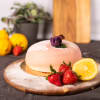 Citronkräm, vaniljkräm, sockerkaka, grädde, jordgubbssylt, marsipan, florsocker