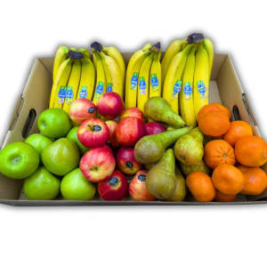 En fruktlåda fylld med bananer, äpplen, päron och clementiner