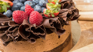 Lyx belgisk chokladtårta med bär