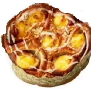 Kaffebröd av flera kanelbullar ihopsatta i en ring