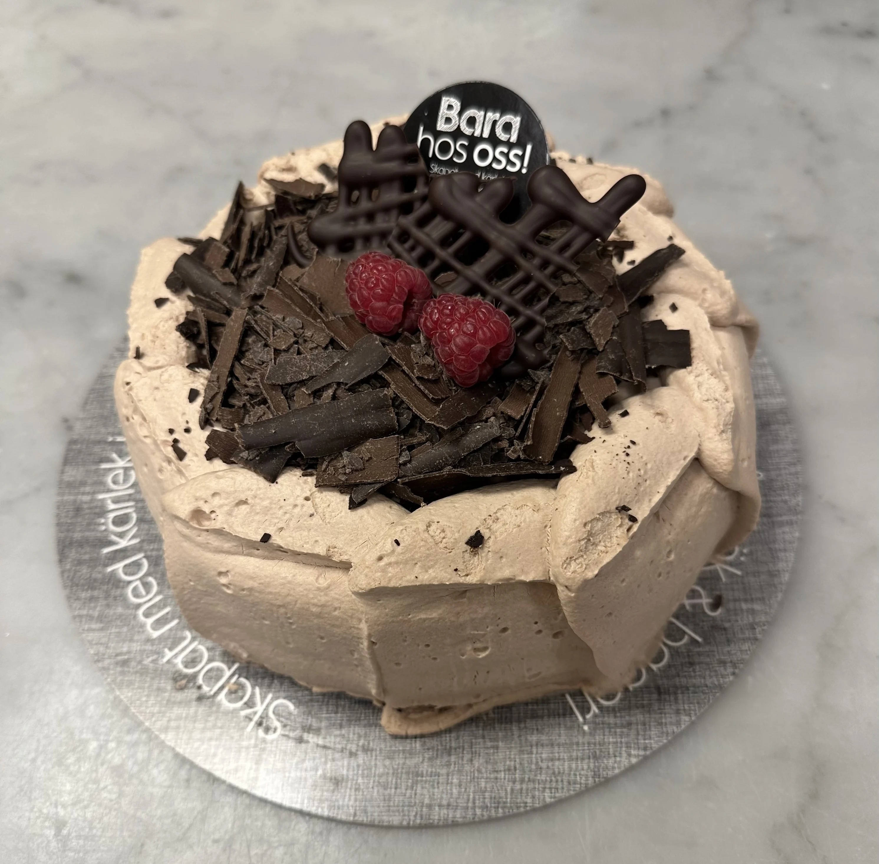 chokladbomb, hallon, tårta, ica kvantum varberg, choklad, kola