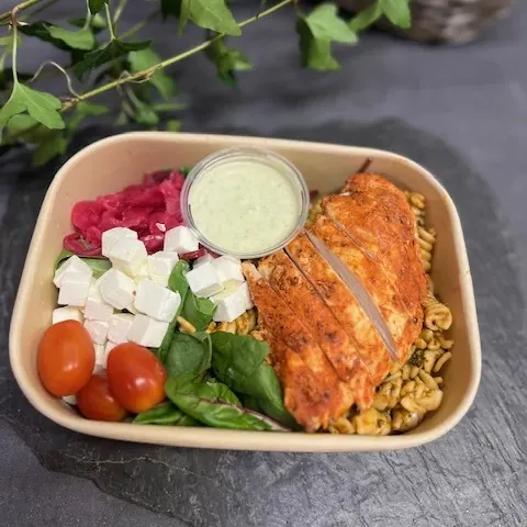 Kycklingsallad med fetaost