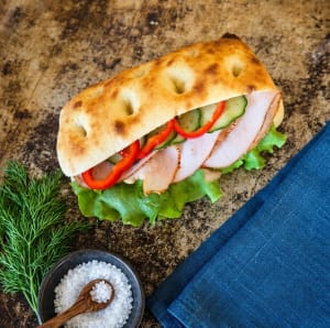 Schiacciata Kalkon med grönsaker
