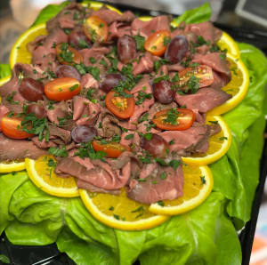 Smörgåstårta med rostbiff