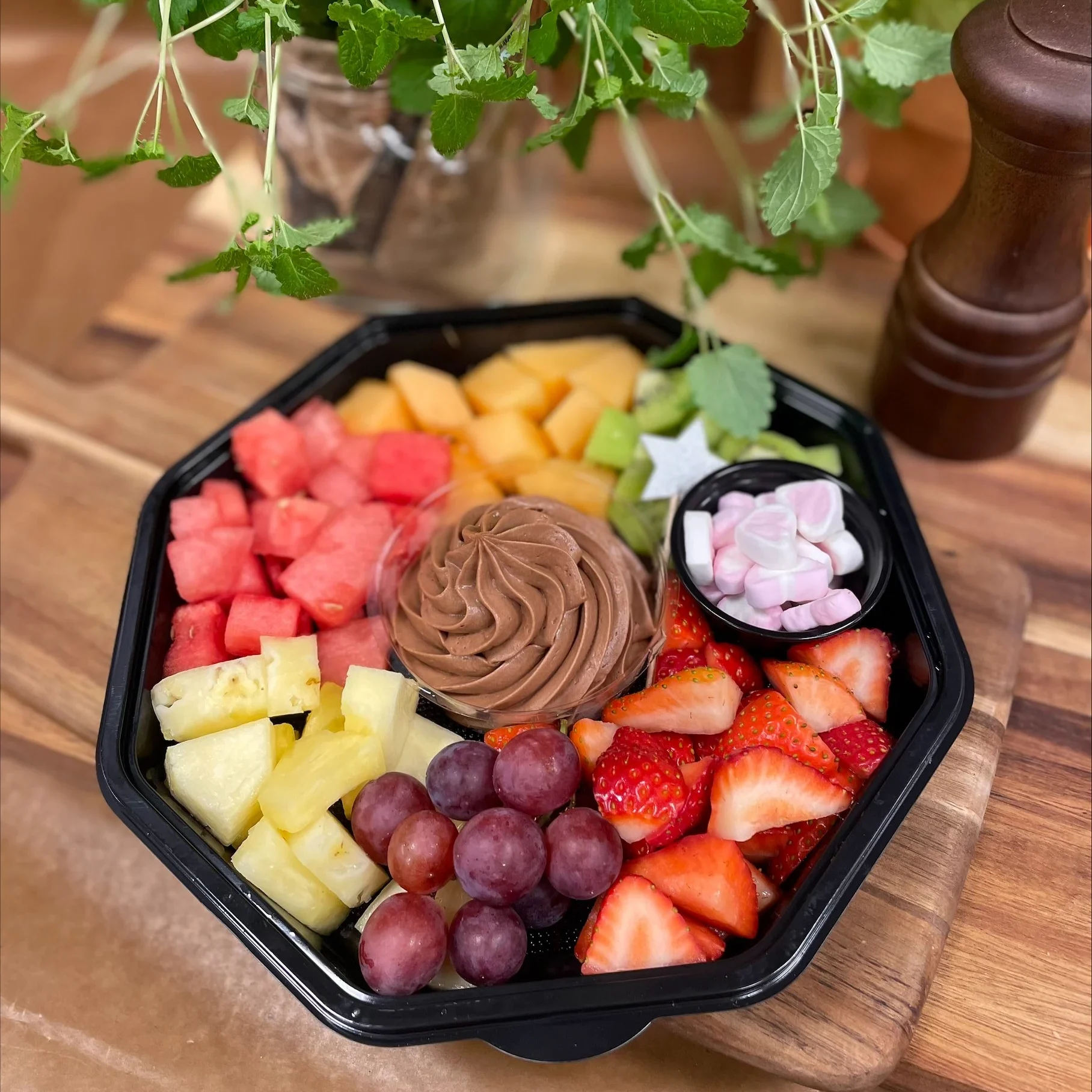 Frukttallrik med nutellafluff