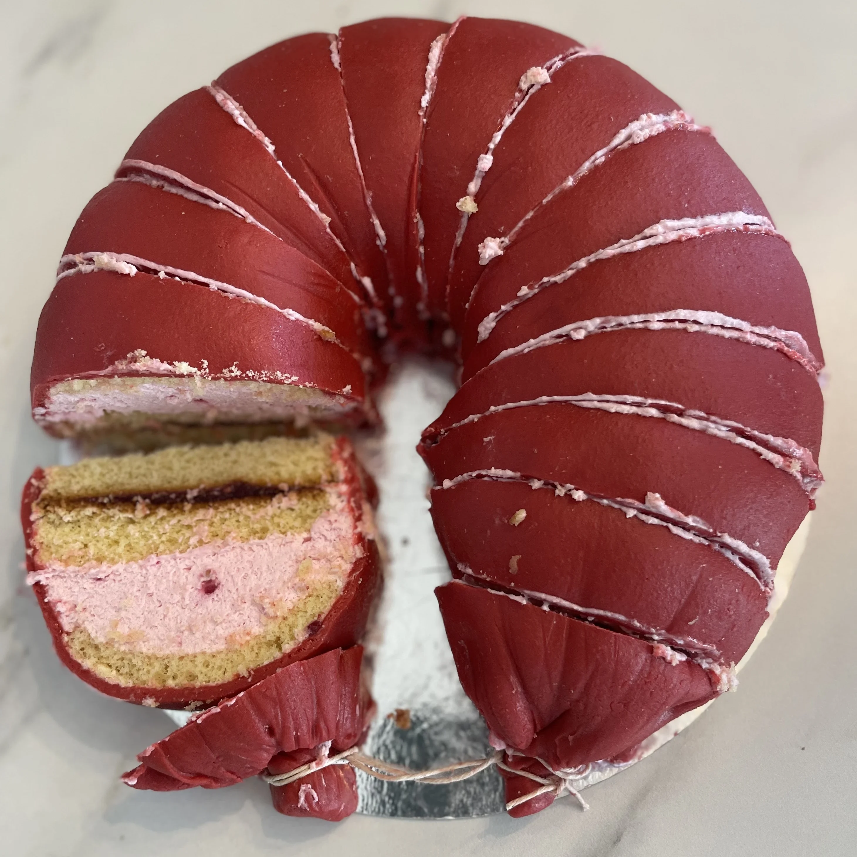 Gällivaretårtan/Blommig falukorv(hallonmousse)