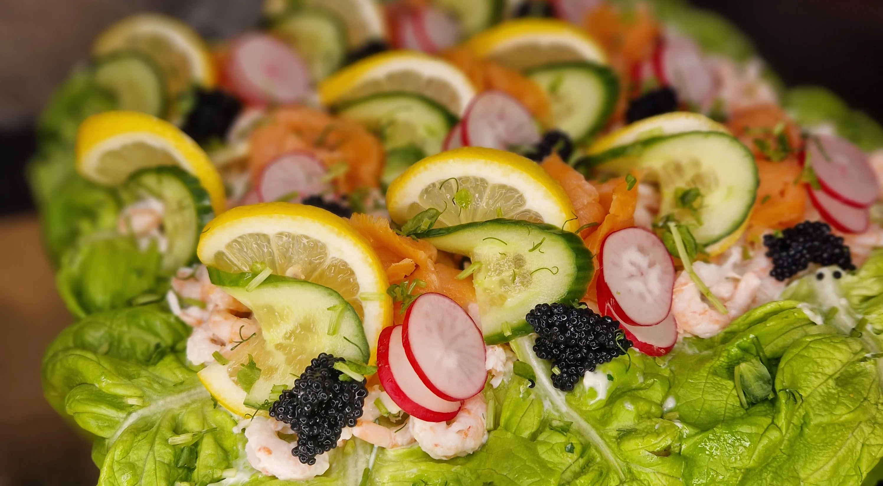 Lyxiga semlor bakade med kärlek.