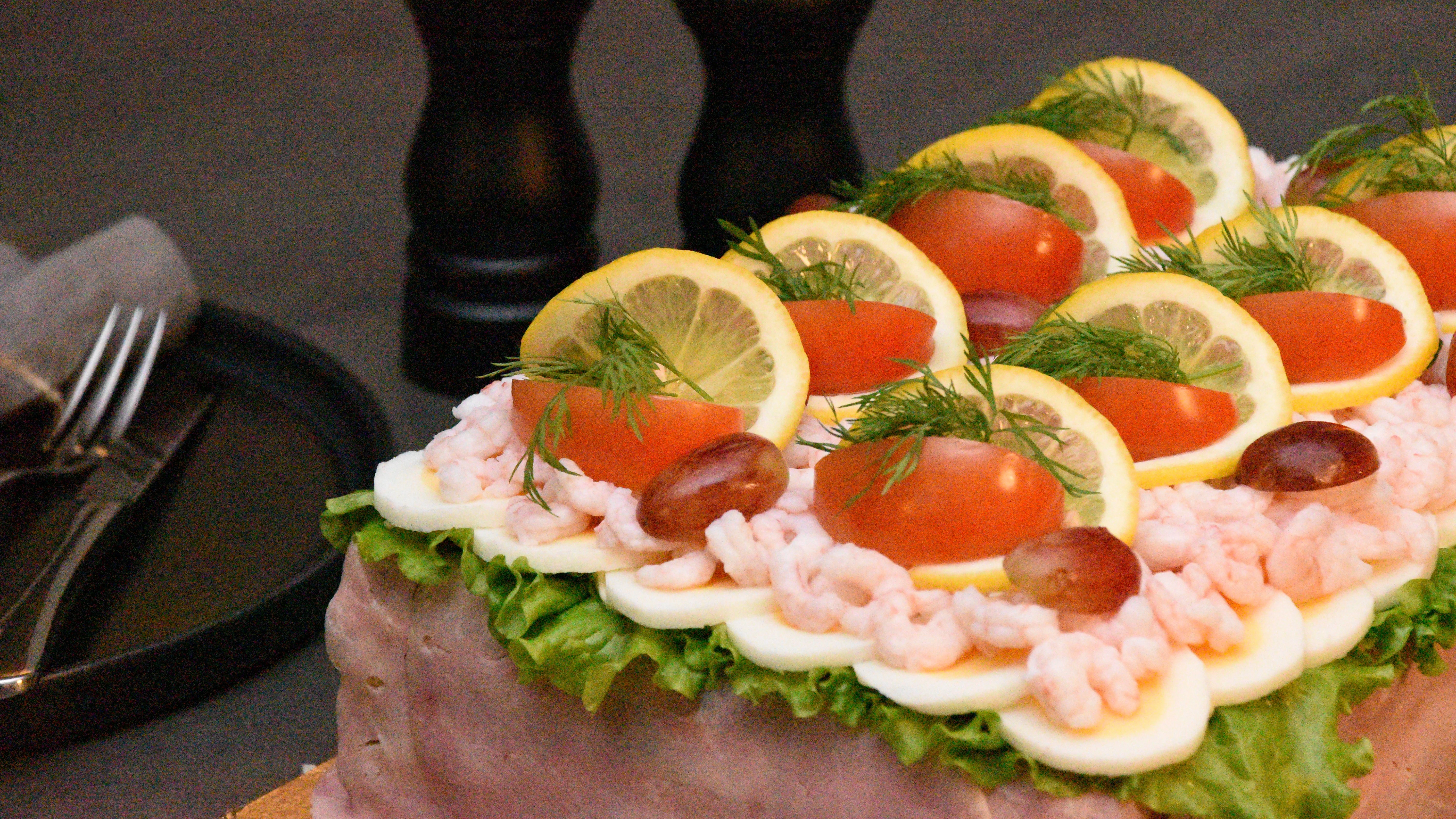 Traditionell smörgåstårta