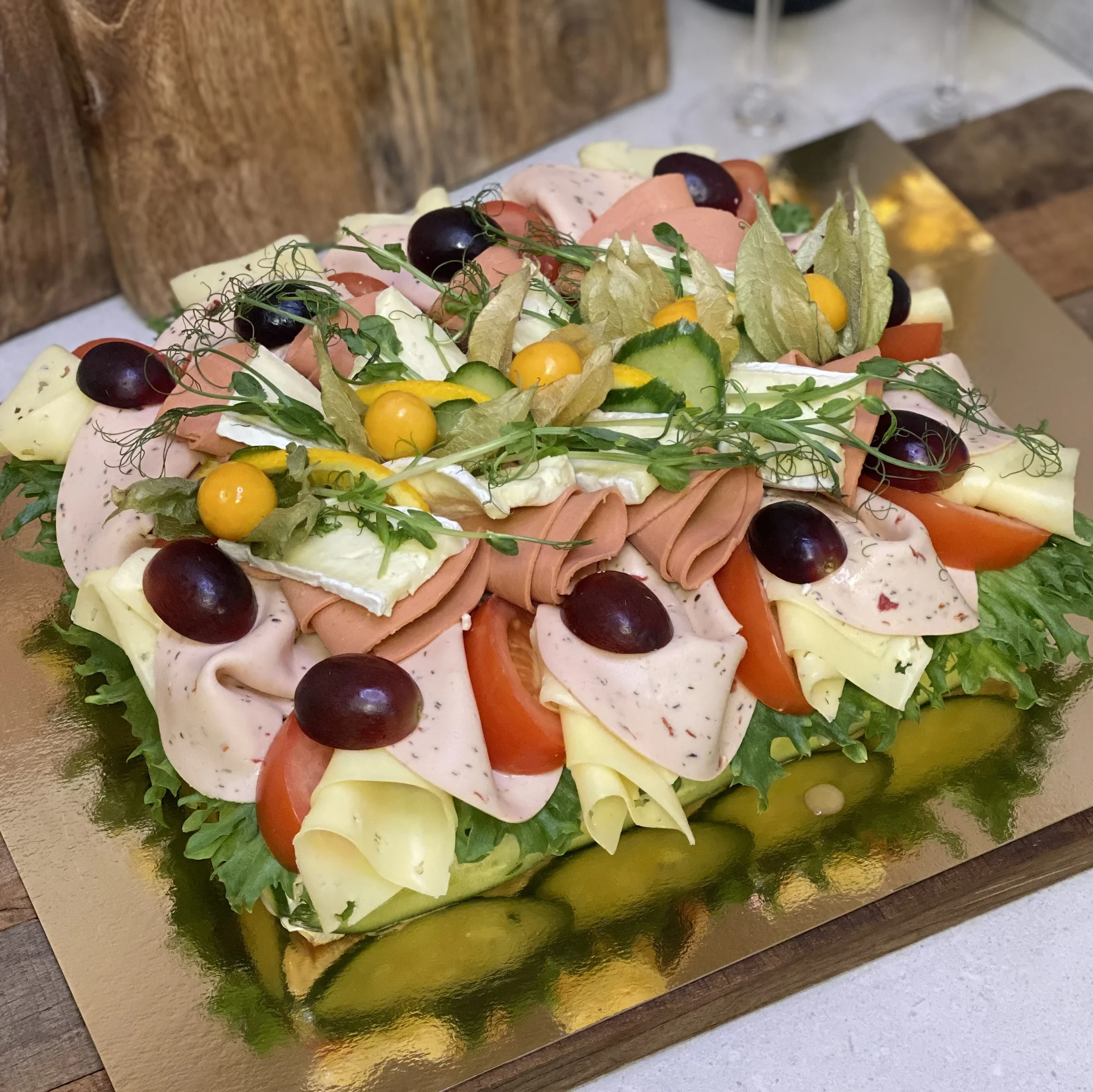 Vegetarisk smörgåstårta