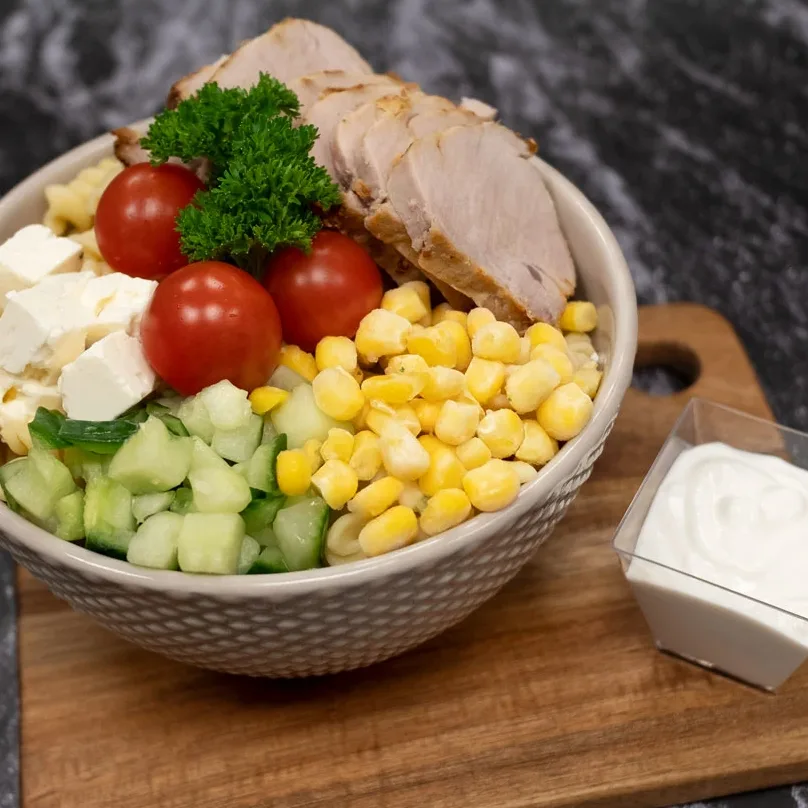 Pastasallad Med Grillad Fläskfilé