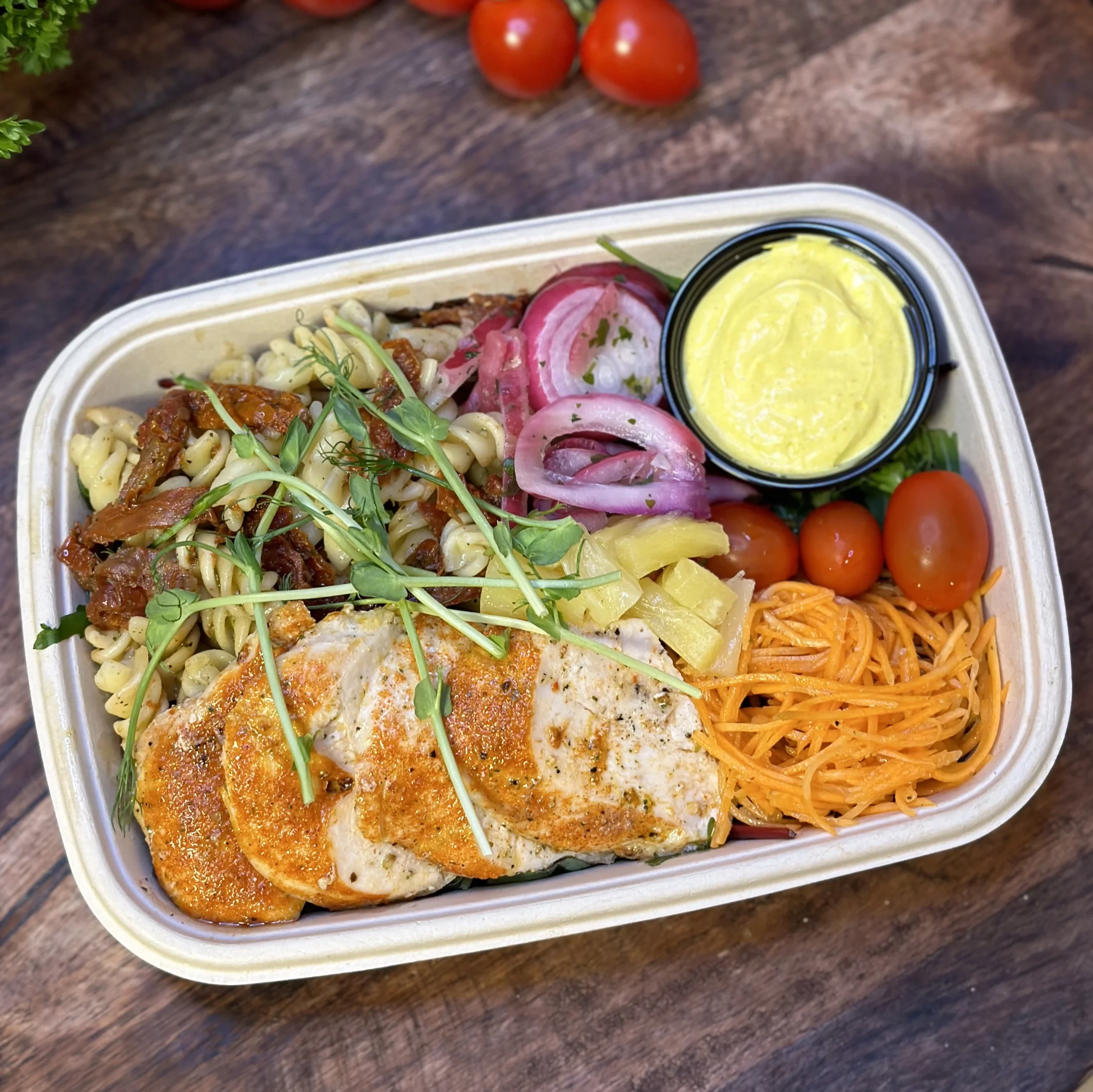 Kycklingsallad med pasta
