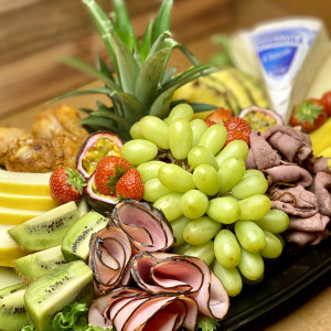 Välkomna! Vi fixar maten till alla olika tillfällen.