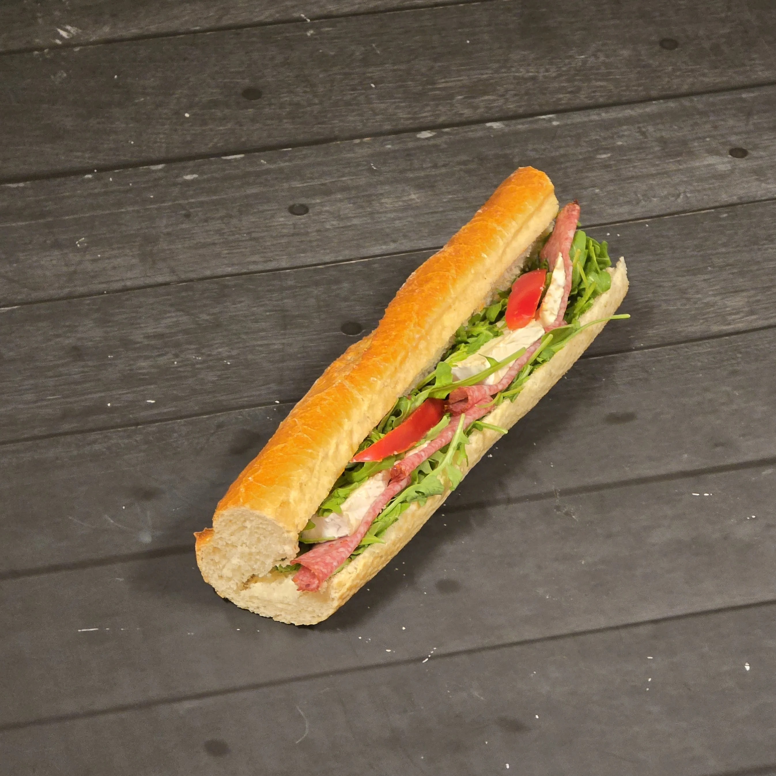 Baguette salami & brie