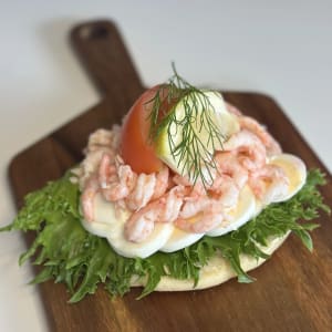 Räkmacka på tekaka