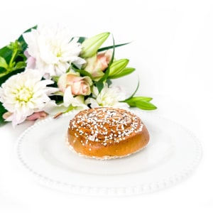 vår egna kanelbulle gjord med kärlek