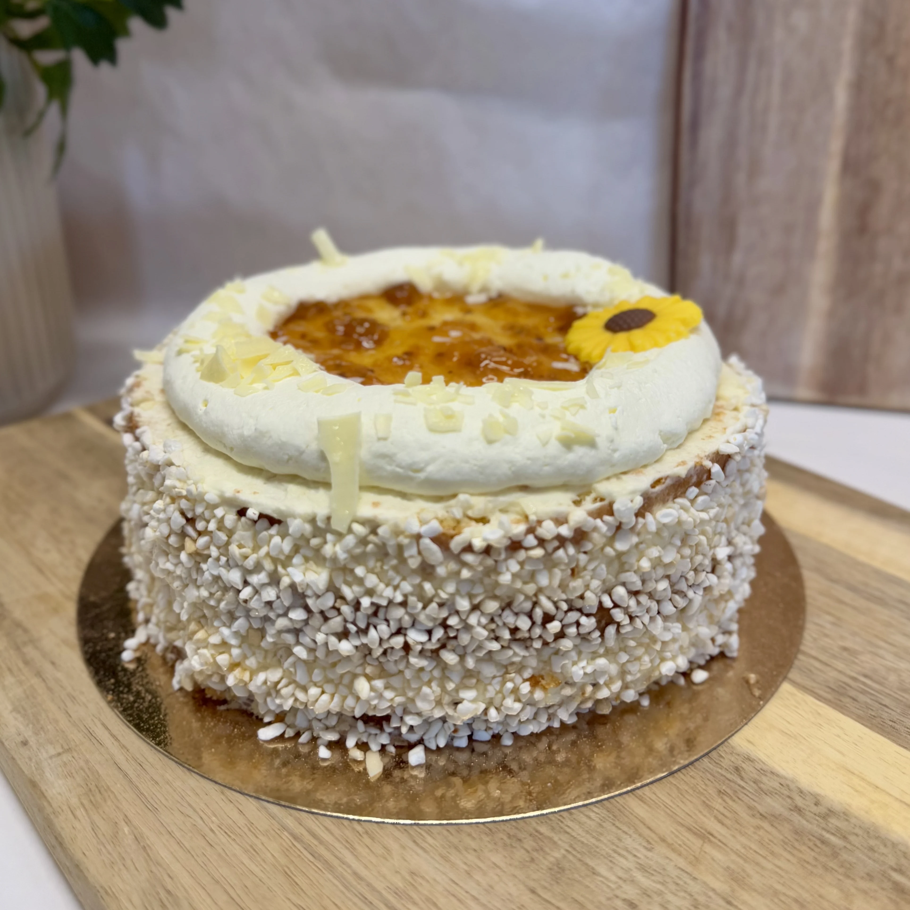 Gropen - hjortron & vit chokladmousse