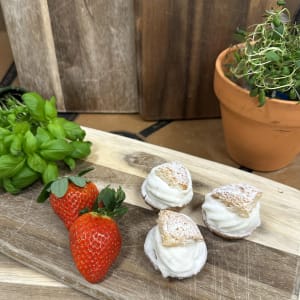 Semlebisvi med god fyllning och massa gott