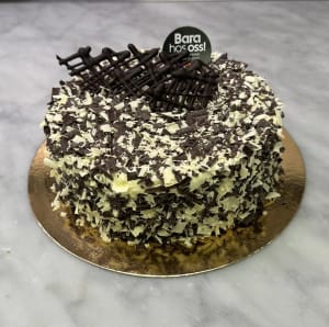 banan tårta, choklad banan tårta, tårta varberg, beställa tårta varberg