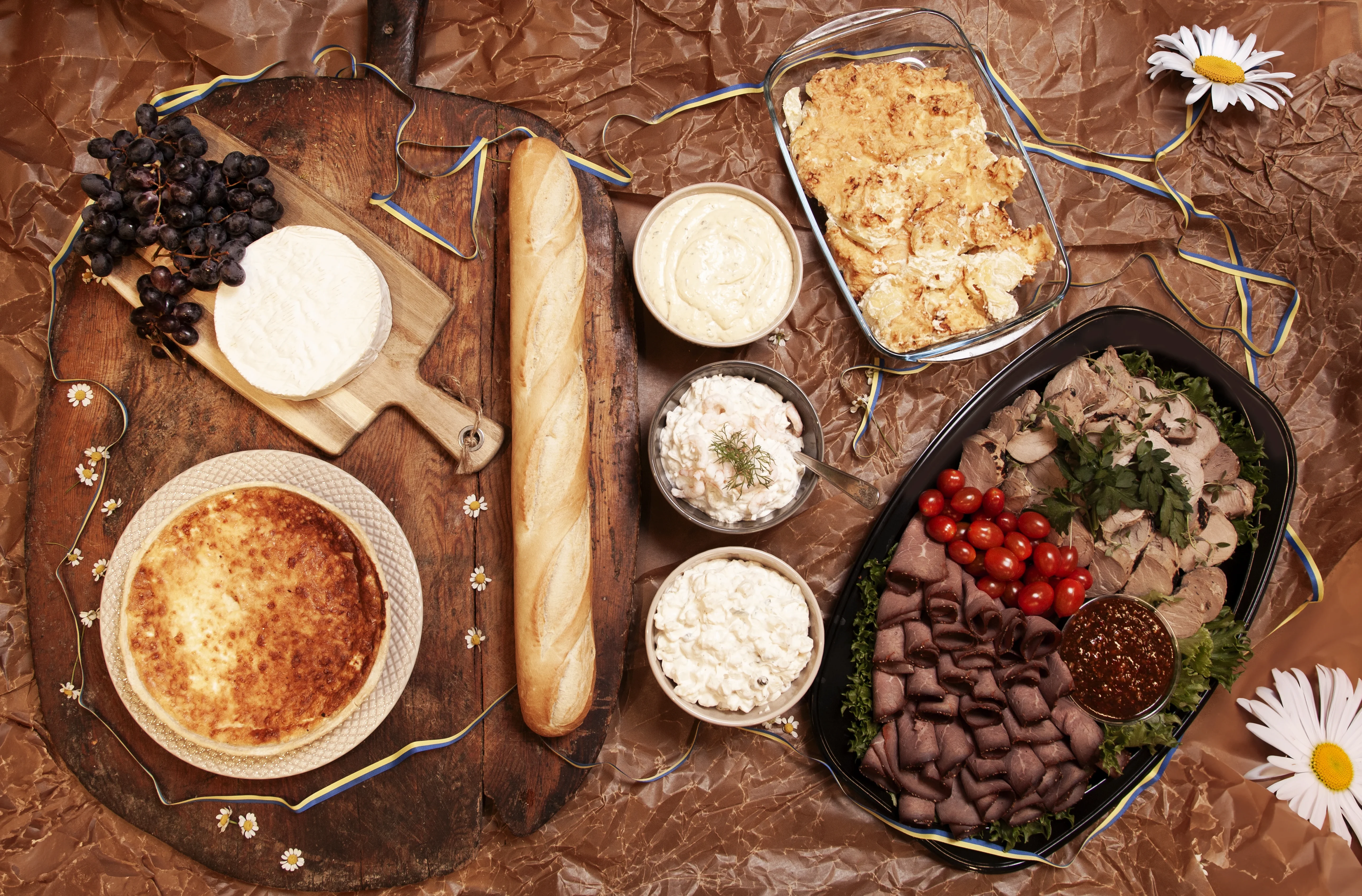 vår klassiska svenska buffé med traditionella smaker som passar alla!