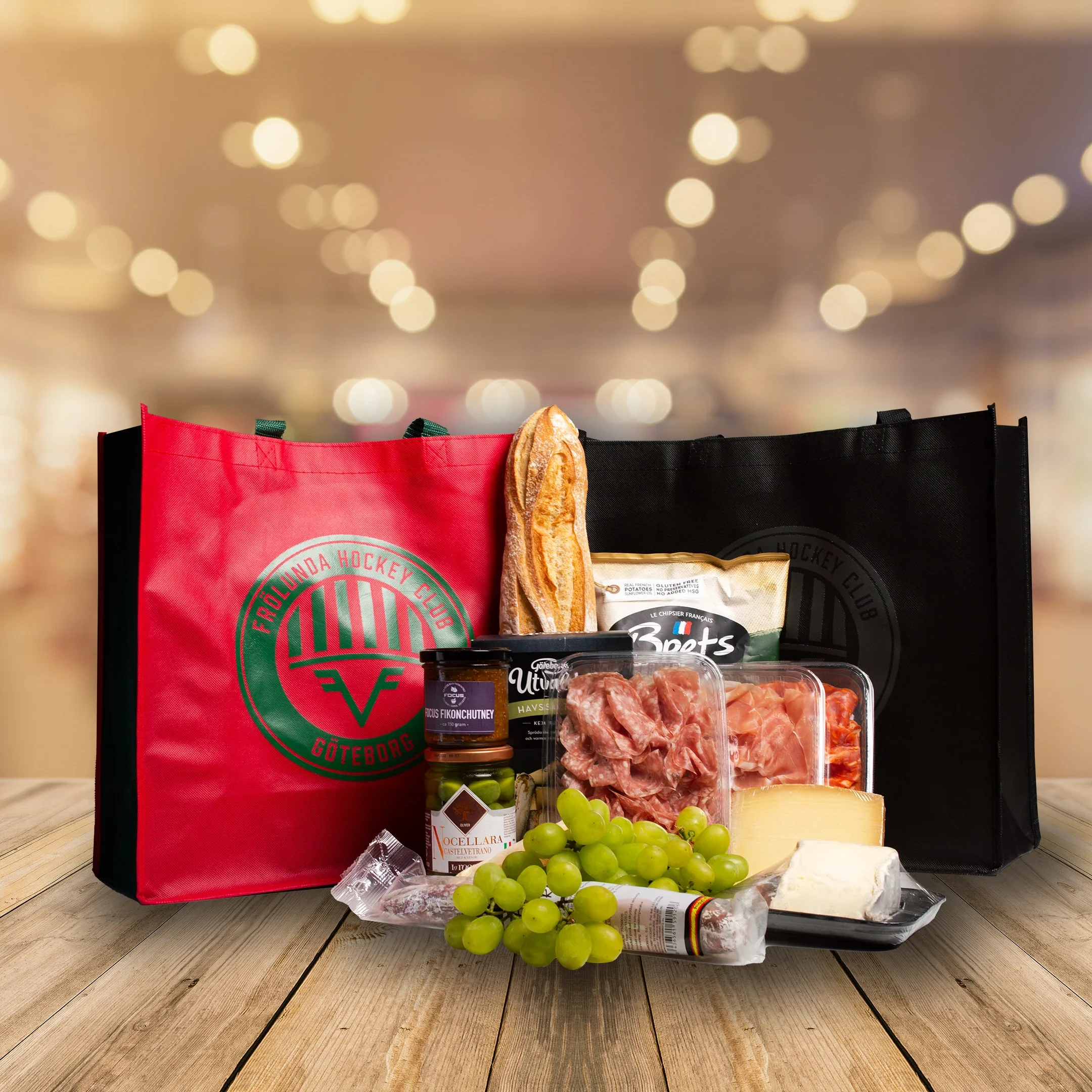 Frölundakassen med ostar, salami, druvor och Focus fikonmarmelad