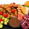 En härlig frukostbuffé med mackor
