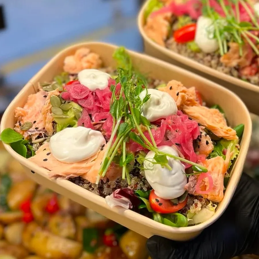 Quinosallad