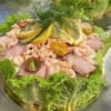5-bitars deluxetårta. Klassisk smörgåstårta fylld med räksallad, leverpastej och bostongurka. Toppat med ägg, skinka, räkor och grönsaker!